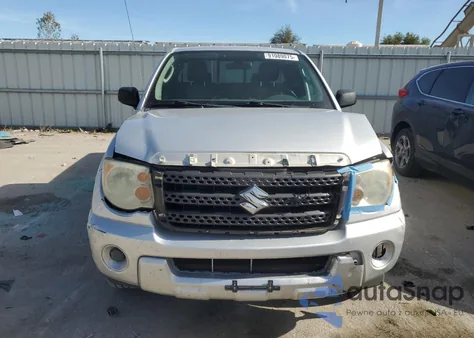 2011 Suzuki Equator Base from USA, damaged, VIN 5Z62D0CT9BC401892